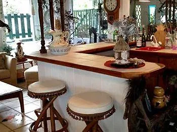 בית הארחה הילו Hale Kawehi Bnb Guesthouse